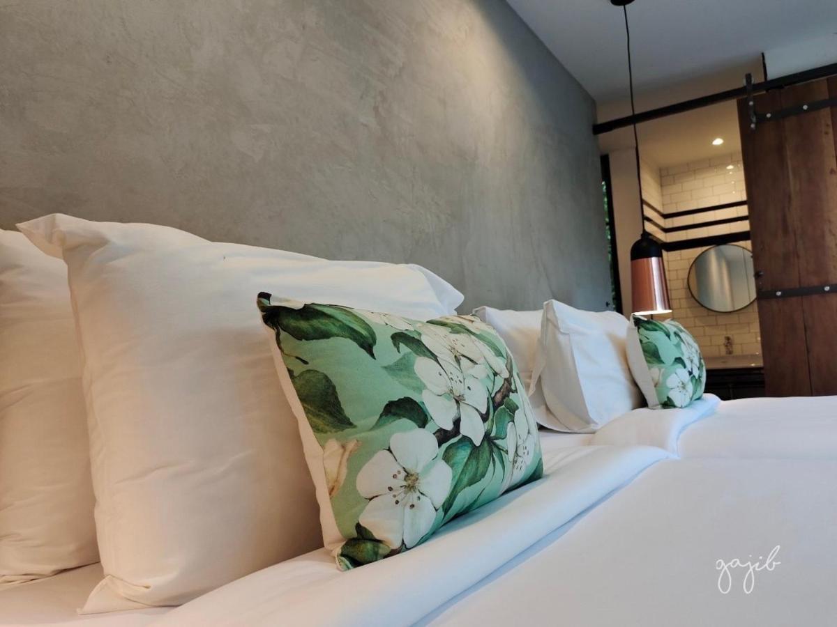 Gajib Bed&Breakfast Amphawa Exterior photo